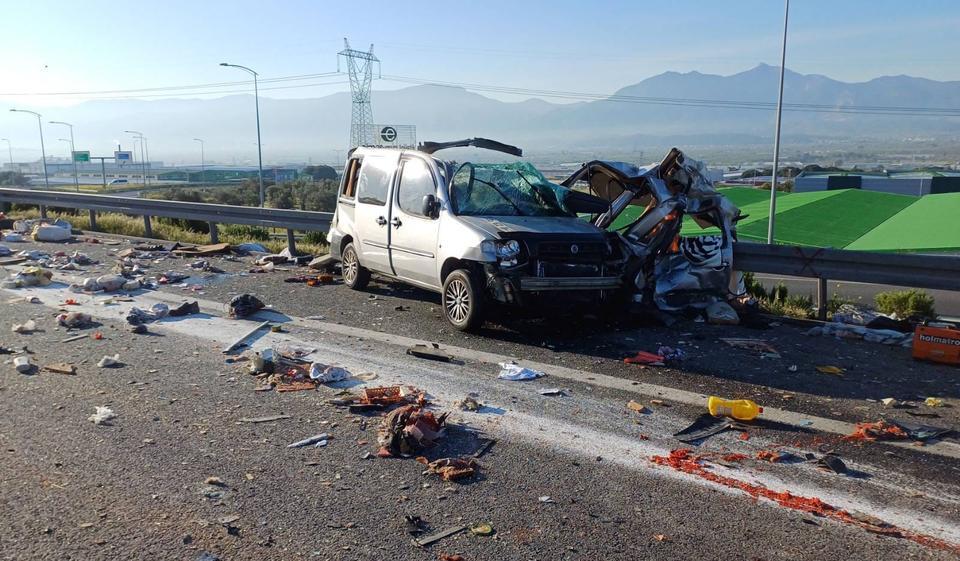 Otoyol savaş alanına döndü: 1 ölü, 2 ağır yaralı