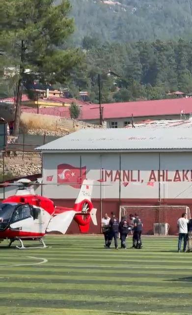Helikopter ambulansla sevk edildi