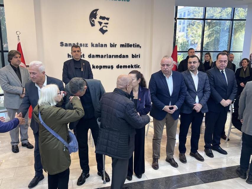 Genel Başkan Özel, Durbay ailesiyle beraber taziyeleri kabul etti