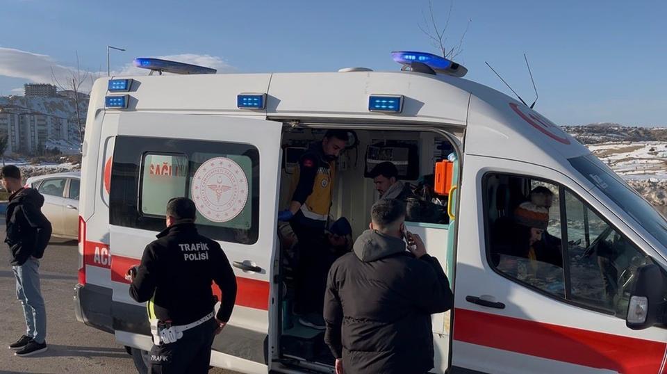 Devrilen motosikletin sürücüsü yaralandı