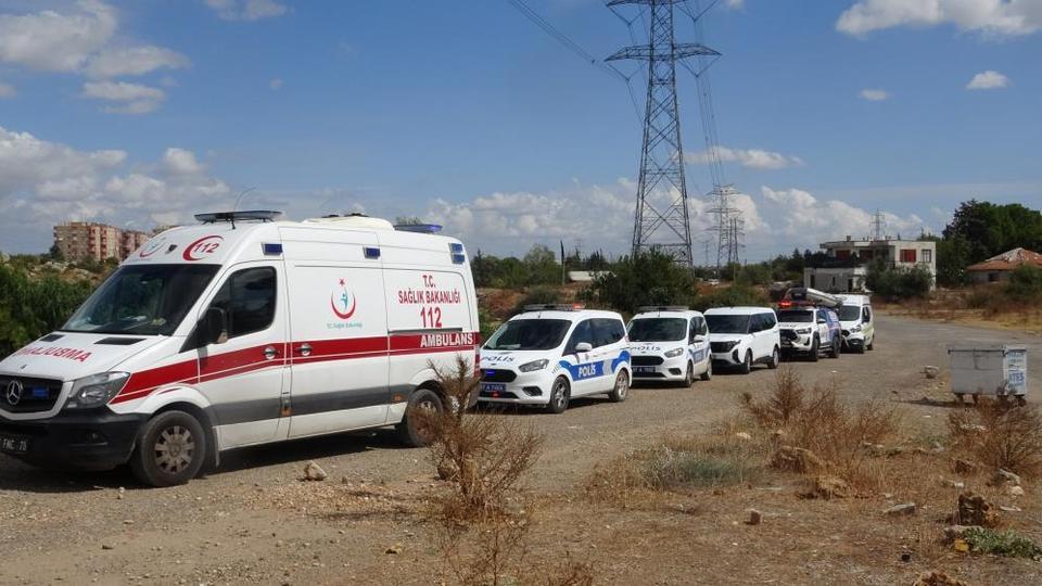 Su teresi toplarken, otlara takılmış şekilde ceset buldular