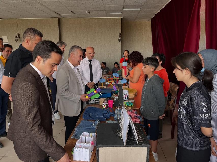 ATIK MALZEMELER, ÖĞRENCİLERİN ELİNDE SANATA DÖNÜŞTÜ