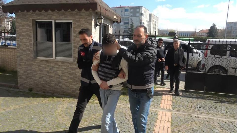 17 yaşındaki çocuk pompalı tüfekle cinayet işledi