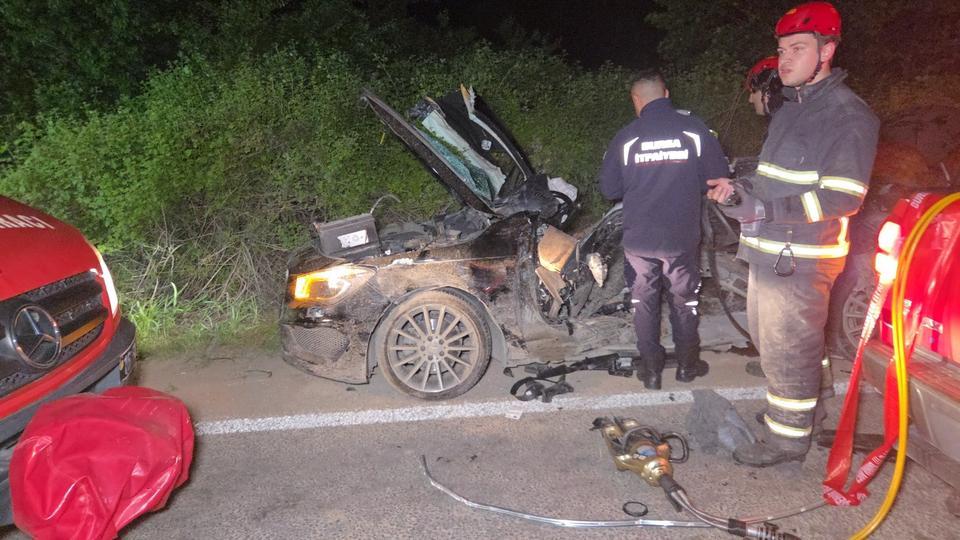 Otomobil ile cip çarpıştı: 3 ölü, 1 yaralı