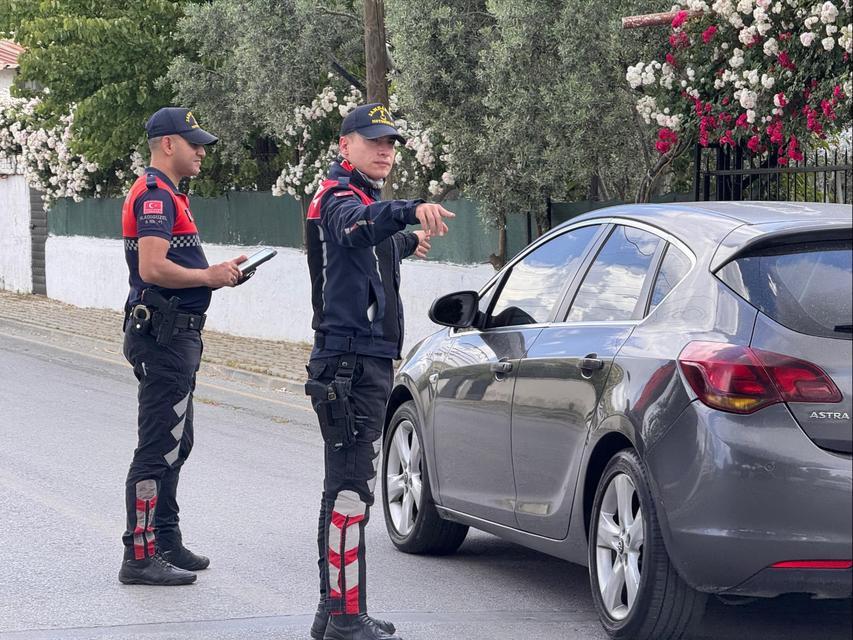 Efeler'de 6 mahallede şok uygulama
