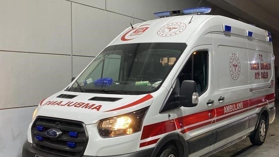 Önce arkadaşını, sonra kendini vurdu