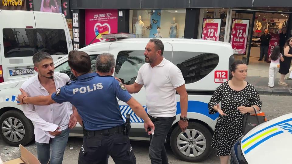 AVM'DE "NE BAKIYORSUN?" KAVGASI: KASKLA DARP EDİLEN ŞAHIS ŞİKAYETÇİ OLDU