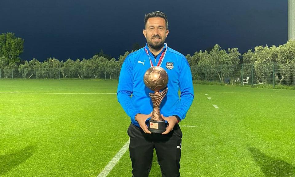 Yamalakspor'a şampiyon hoca