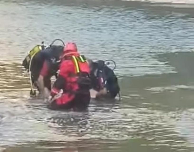 Bir genç serinlemek için girdiği derede boğuldu