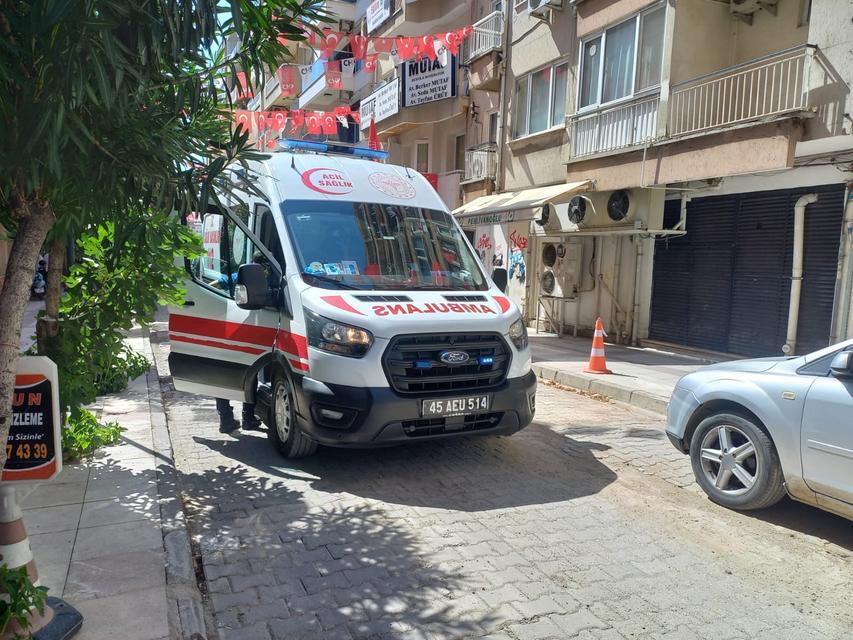 MANİSA CHP İL BAŞKANLIĞI'NDA KAVGA: 1 YARALI