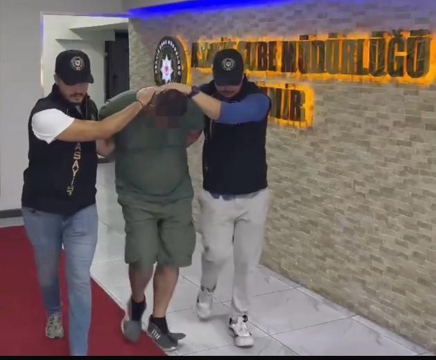 Yaşlı çift evlerinde ölü bulundu