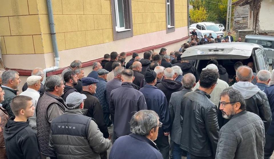 Eski koca dehşeti: 2 çocuk annesi hayatını kaybetti