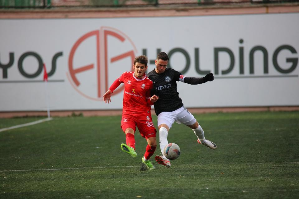 KUŞADASISPOR ÇIKIŞ YAKALADI