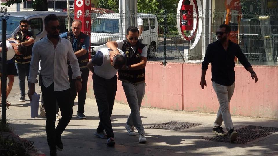 Otomobilde silahlı saldırı cinayetle sonuçlandı: Belediye personeli hayatını kaybetti