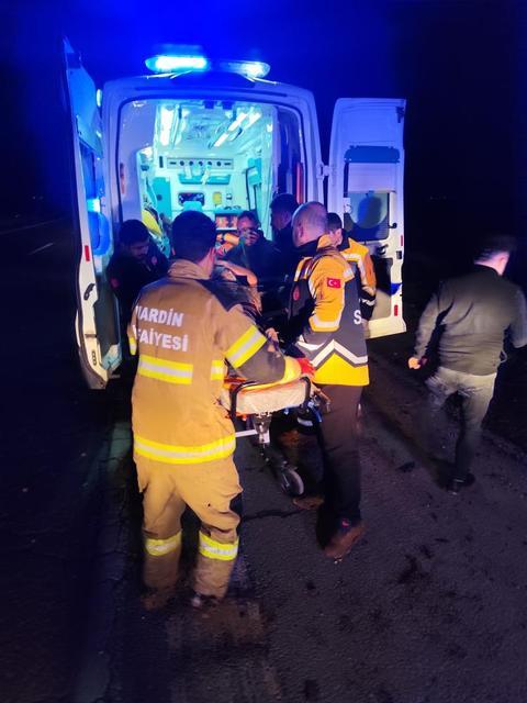 Otomobil şarampole yuvarlandı: 1 ölü, 3 yaralı