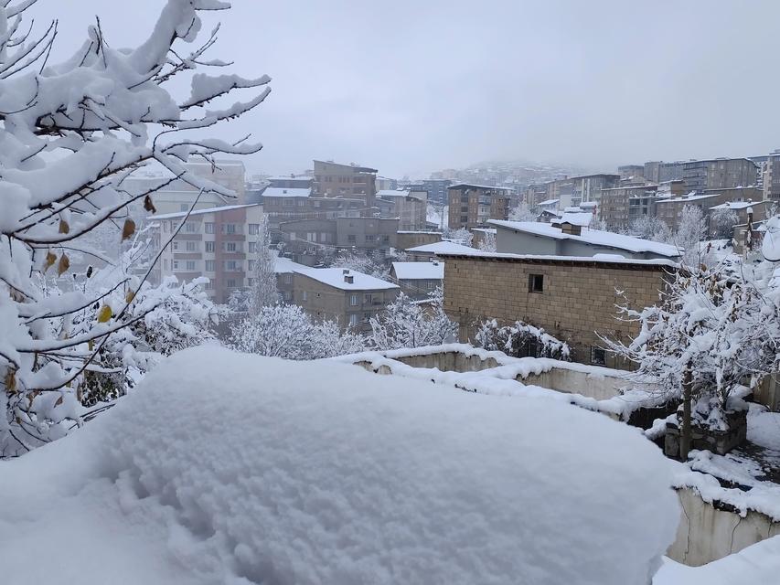 13 köy ve 30 mezra yolu ulaşıma kapandı