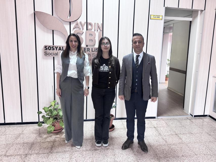 SOSYAL BİLİMLER ÖĞRENCİSİ TUANA, AYDIN'I TEMSİL EDECEK