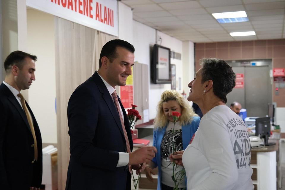 EFELER BELEDİYE BAŞKAN ADAYI PEHLİVAN, GÜNÜNÜ SAĞLIK ÇALIŞANLARINA AYIRDI