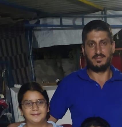 KARNESİNİ GÖREMEDEN KAZADA VEFAT EDEN 13 YAŞINDAKİ HELİN BABASINDAN İSTEDİĞİ HEDİYESİYLE UĞURLANDI ACILI BABA HİDAYET HORUZ: " HEDİYE AYAKKABILARINI DA YANINA KOYDUM VE BİRLİKTE TOPRAĞA VERDİM"