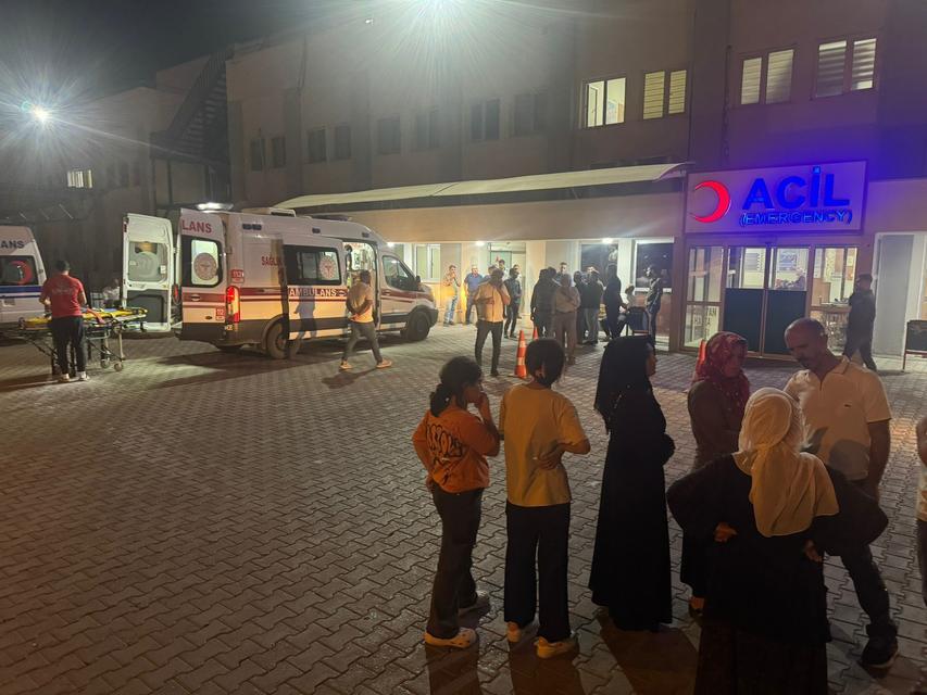 Tarım işçilerini taşıyan minibüs kaza yaptı