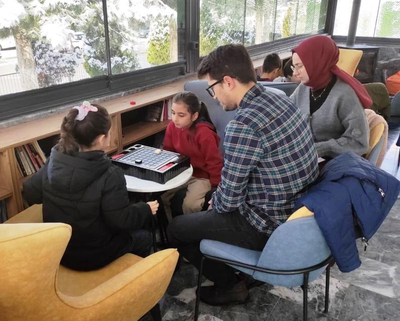 Altıntaş'ta akıl ve zeka oyunları turnuvası
