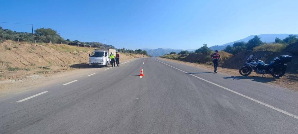 4 şahıs yakalandı, 9 araç trafikten men edildi