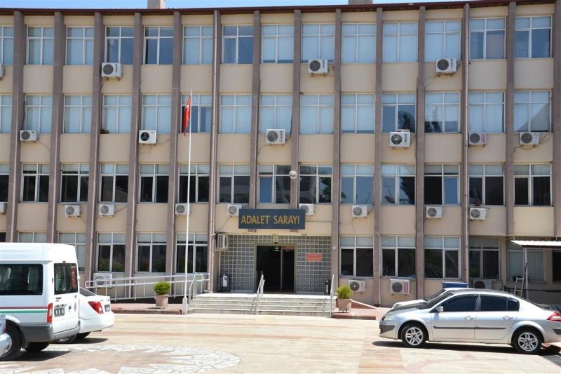 Aydın’da bir baba oğlunun yargılanmasını çaresizce izledi