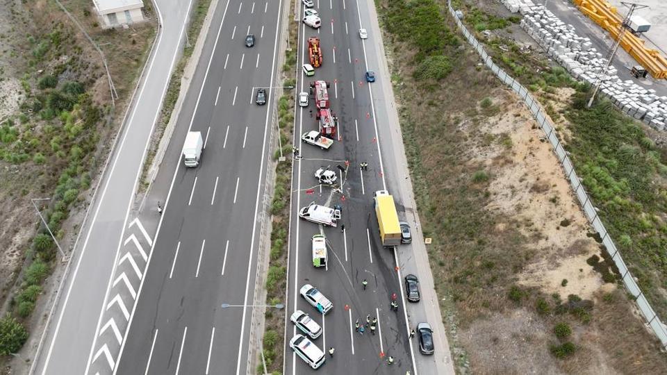 Otoyolda can pazarı! Yaralılar var