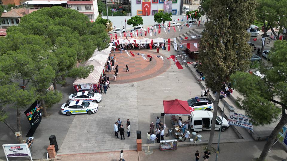 KUYUCAK'TA BİLİM FUARI COŞKUSU
