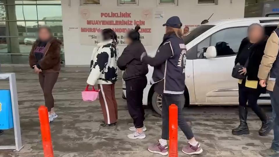 Fuhuş operasyonunda 2'si yabancı uyruklu, 4 kadın gözaltına alındı