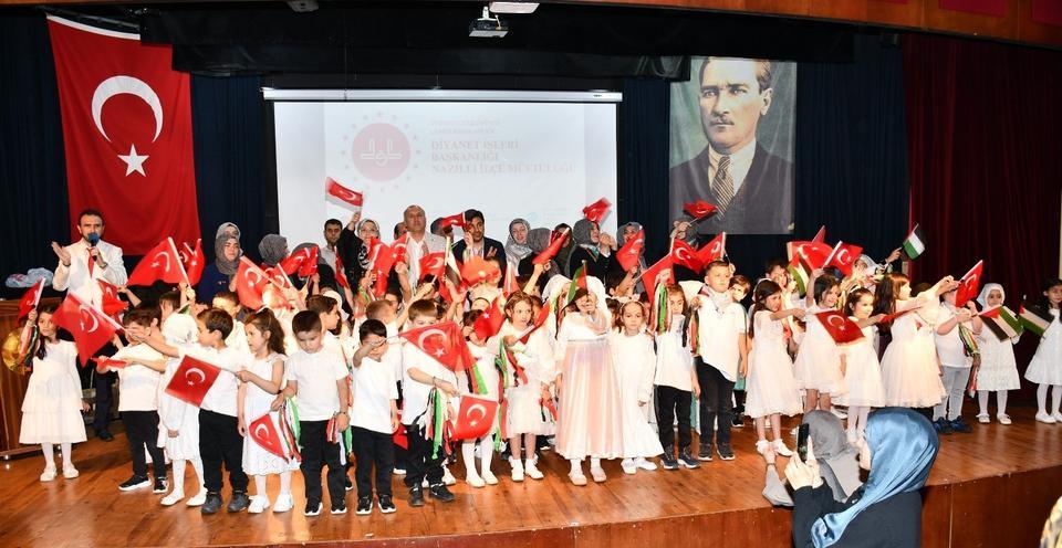 Nazilli’de miniklerden yıl sonu gösterisi