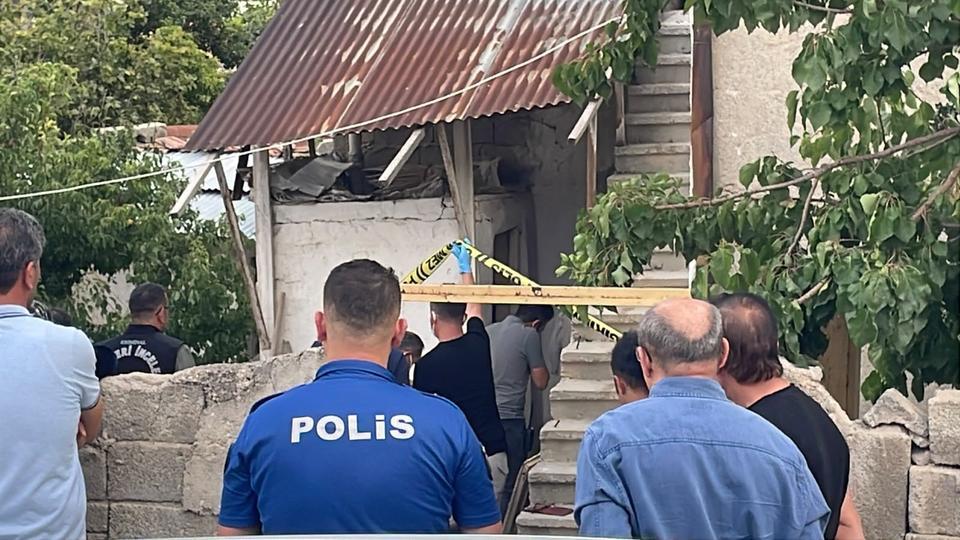 60 yaşındaki kişi evinde ölü bulundu