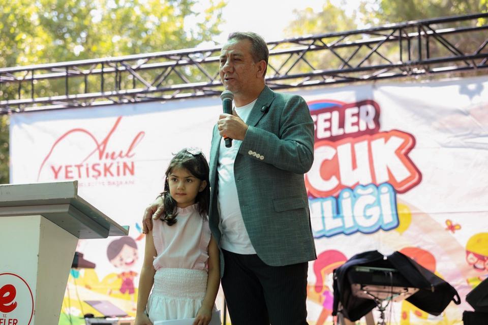 EFELER'İN MİNİKLERİ ÇOCUK ŞENLİĞİ'NDE BİR ARAYA GELDİ