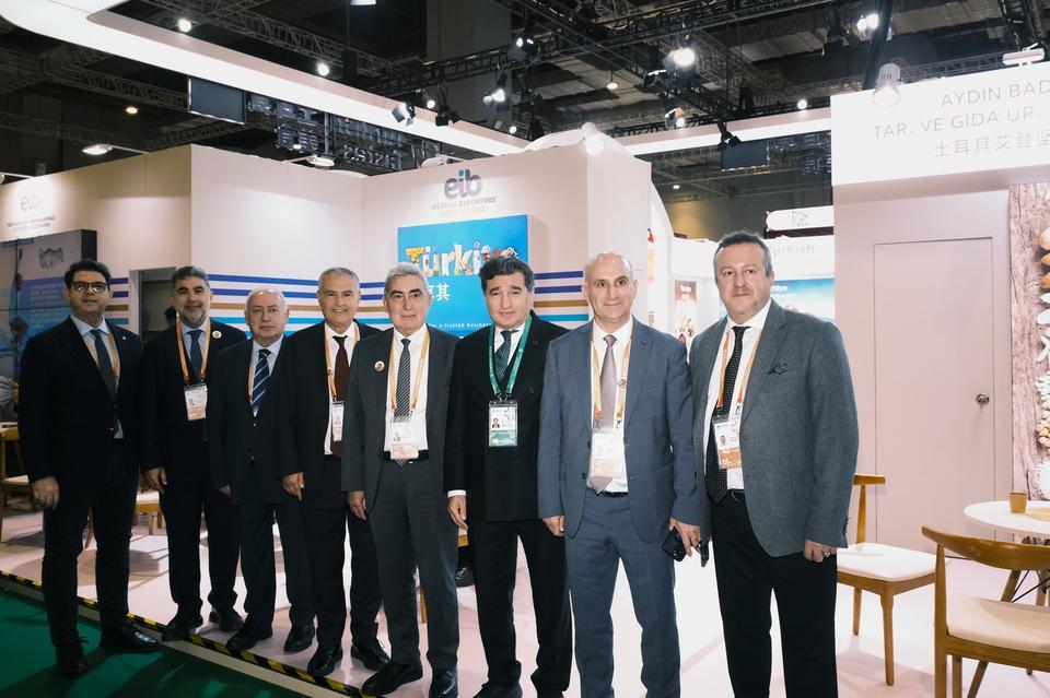 83,5 milyar dolarlık anlaşmaya imza atıldı