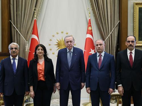 Cumhurbaşkanı Erdoğan, DEM Heyetini kabul etti