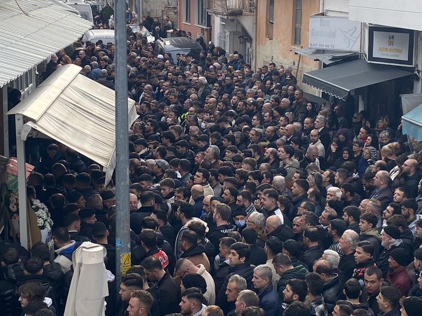 BABASINI KURTARIRKEN KUYUDA CAN VEREN 17 YAŞINDAKİ EFE'YE ACI VEDA