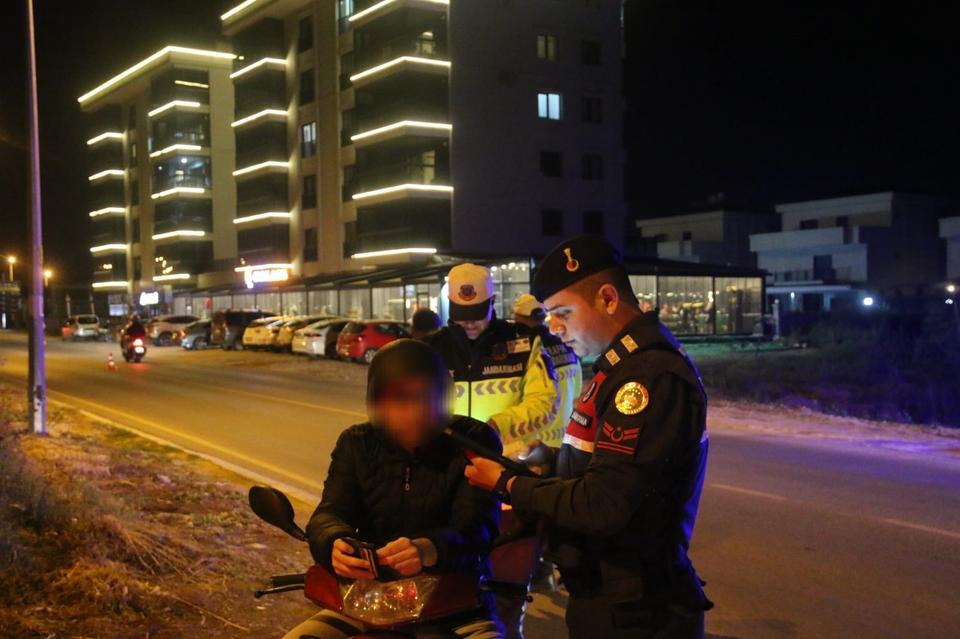 Aydın’da sıkı denetim: 88 sürücüye ceza, 12 araç trafikten men edildi