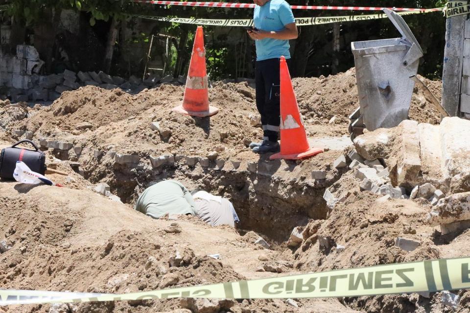 Altyapı çalışması sırasında tarihi lahit bulundu