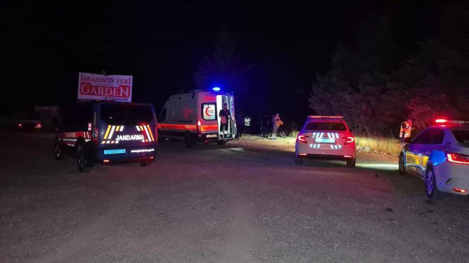 Frenleri boşalan minibüs uçuruma yuvarlandı: 1 yaralı