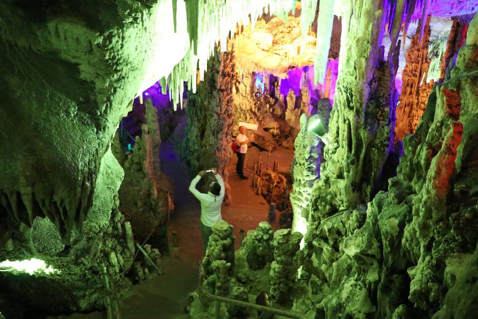 Denizli, mağaralarıyla da turizme katkı sağlıyor