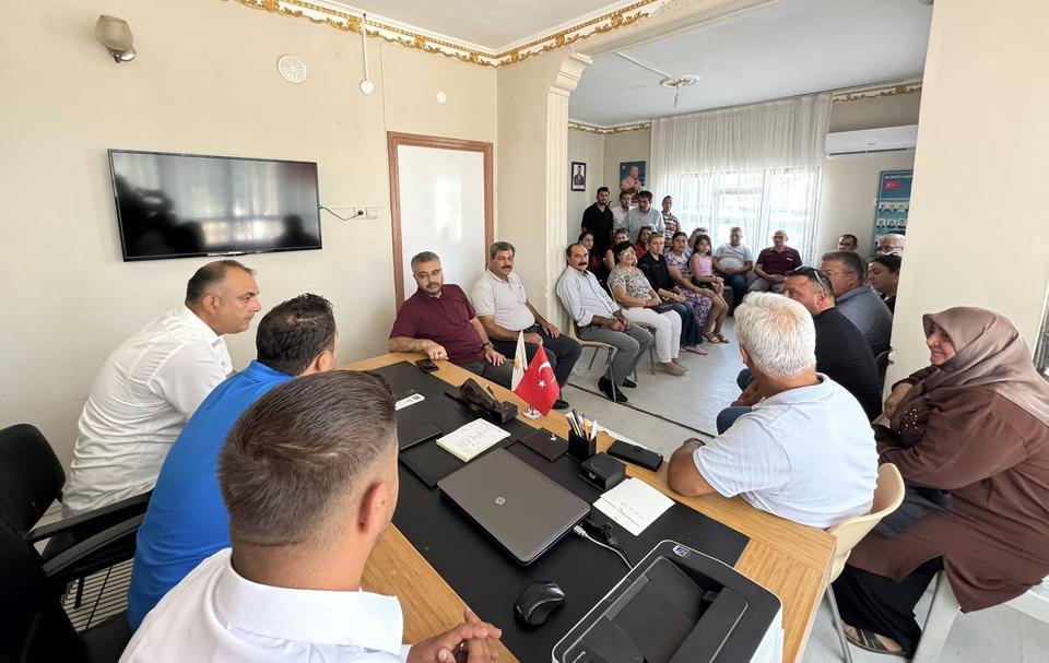 Milletvekili Özmen, Yenipazar’da partililerle buluştu