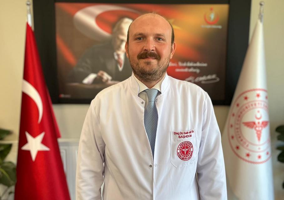 ANNE KARNINDAKİ BEBEĞİN CİĞERİNE OPERASYON ANNESİNİN KARNINDAYKEN CİĞERİNE TAKILAN ŞANT İLE HAYATA TUTUNDU BEBEĞİNİ KUCAĞINA ALAN GENÇ ÇİFT BURSA ŞEHİR HASTANESİ DOKTORLARINA TEŞEKKÜR ETTİ BURSA ŞEHİR HASTANESİ'NDE ANNE KARNINDA HAYAT KURTARAN MÜDAHALE ANNE KARNINDA UYGULANAN TORAKOAMNİYOTİK ŞANT İLE, MİNİK MUHAMMED HAYATA TUTUNDU