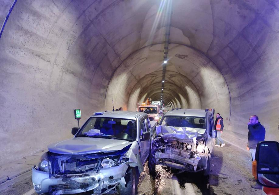 Tünelde kaza: 7 yaralı