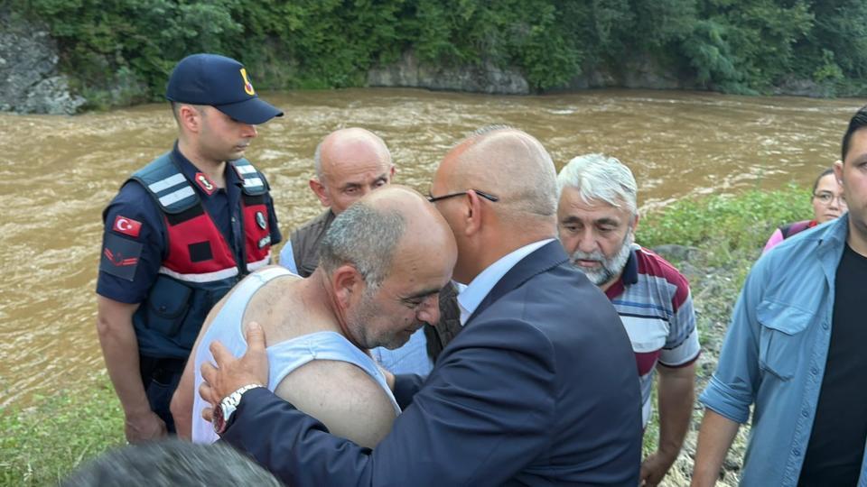 Sel sularına kapılan diğer kız kardeşin de cansız bedenine ulaşıldı