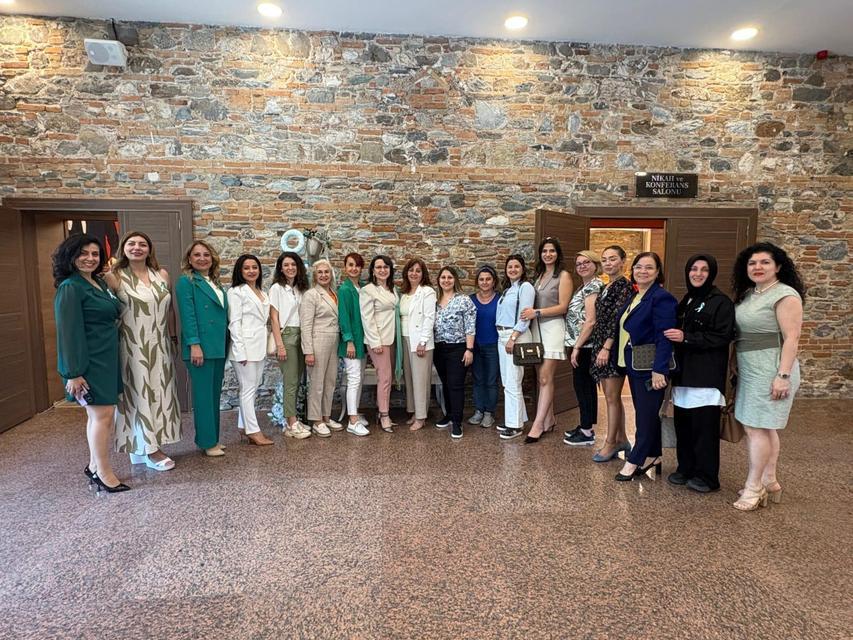 İŞKAD Akademi’den Anneler Günü’nde “YAŞASIN ANNELER” coşkusu