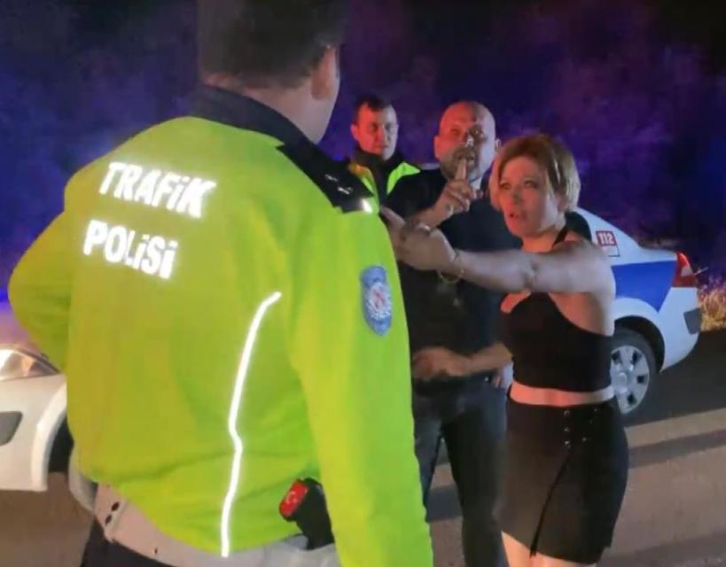 "Babam hakim, valiyi arayacağım" deyip polisi tehdit ettiler