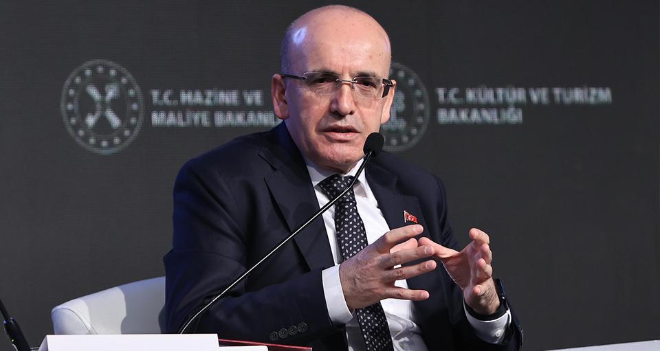 Bakan Şimşek: "Nisan'da yıllıklandırılmış cari açık 37 milyar dolar gerçekleşti"