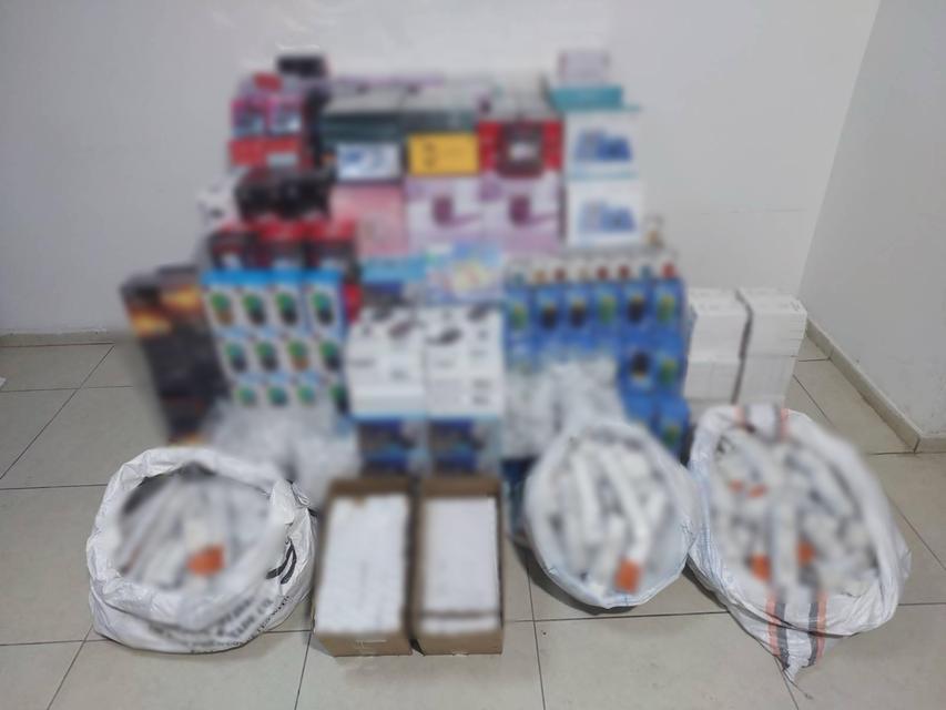1,3 milyon TL'lik kaçak elektronik eşya ele geçirildi