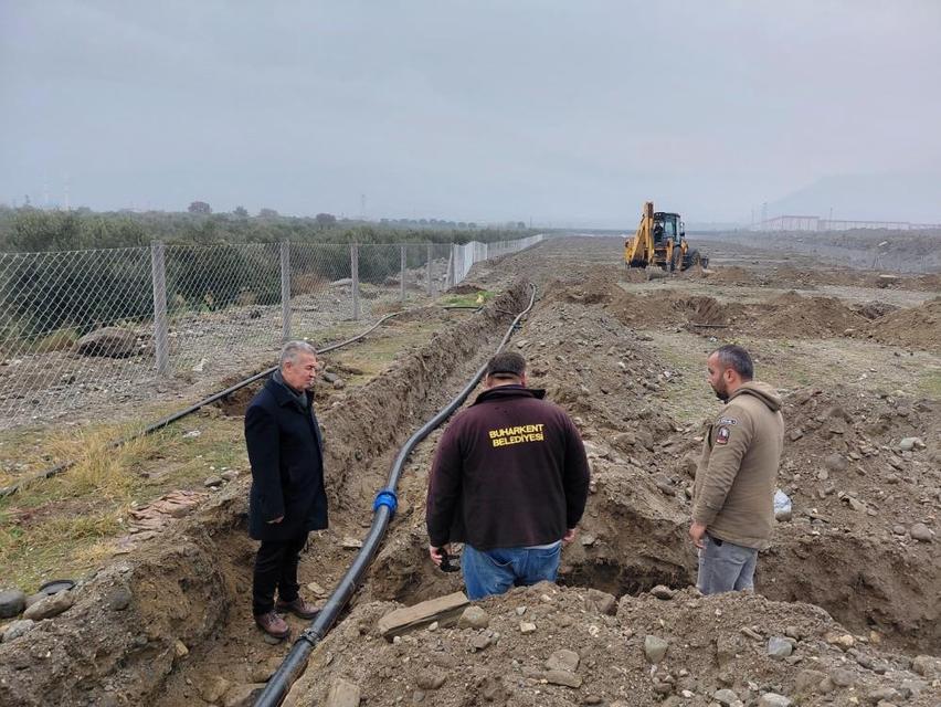 Buharkent'te İlek Bahçesi Projesi'nde altyapı çalışmaları sürüyor