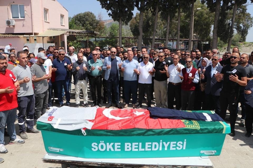 KAZADA HAYATINI KAYBEDEN BELEDİYE İŞÇİSİ TOPRAĞA VERİLDİ